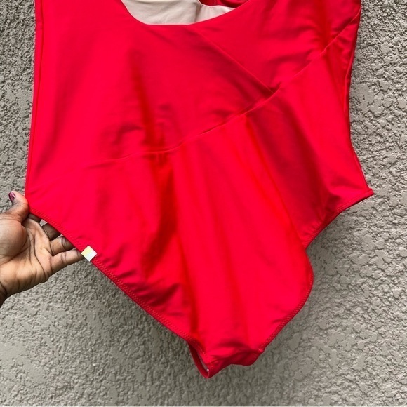 Summersalt Ruched Sidestroke‎ - Picture 13 of 17